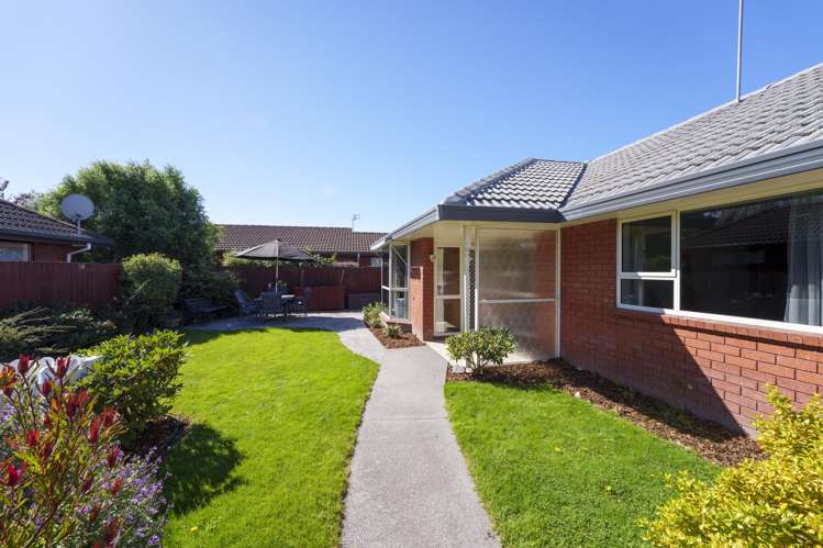 2/37 Tivoli Place Bishopdale_1