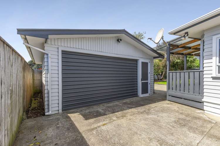 13 Dickens Street Stoke_9