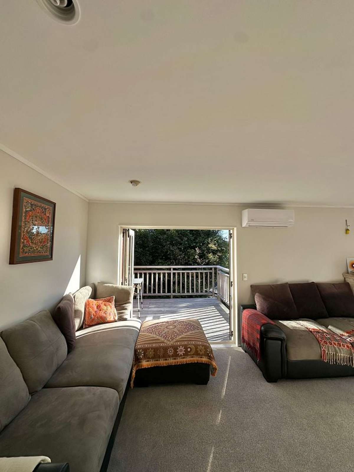 Sunny 2 bedroom home in Wairau! 3