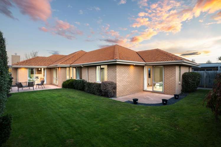 8 Bayliss Close Northwood_27