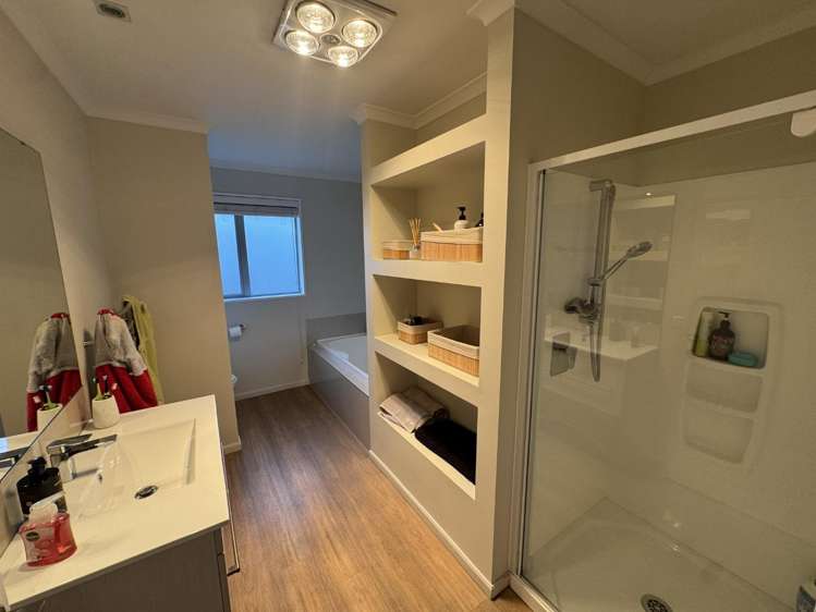 11 Pinaster Place Parklands_13