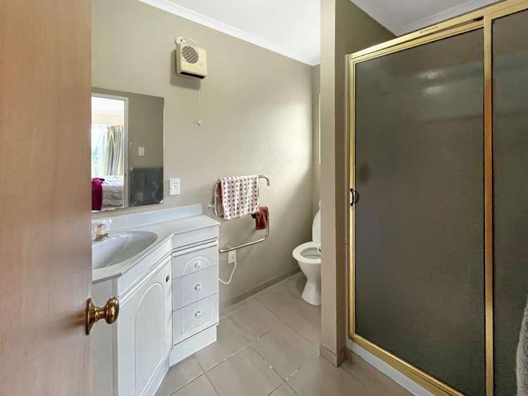 126 John F Kennedy Drive Milson_14