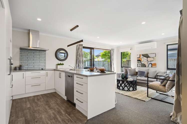 34 Malone Crescent Richmond_4