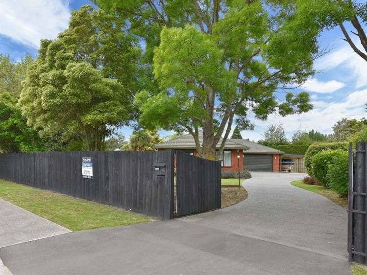 2 Woodglen Drive Woodend_19