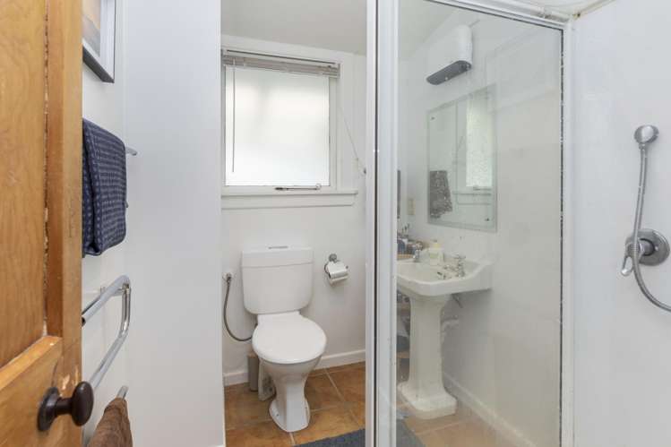 14 Worsleys Road Cracroft_36