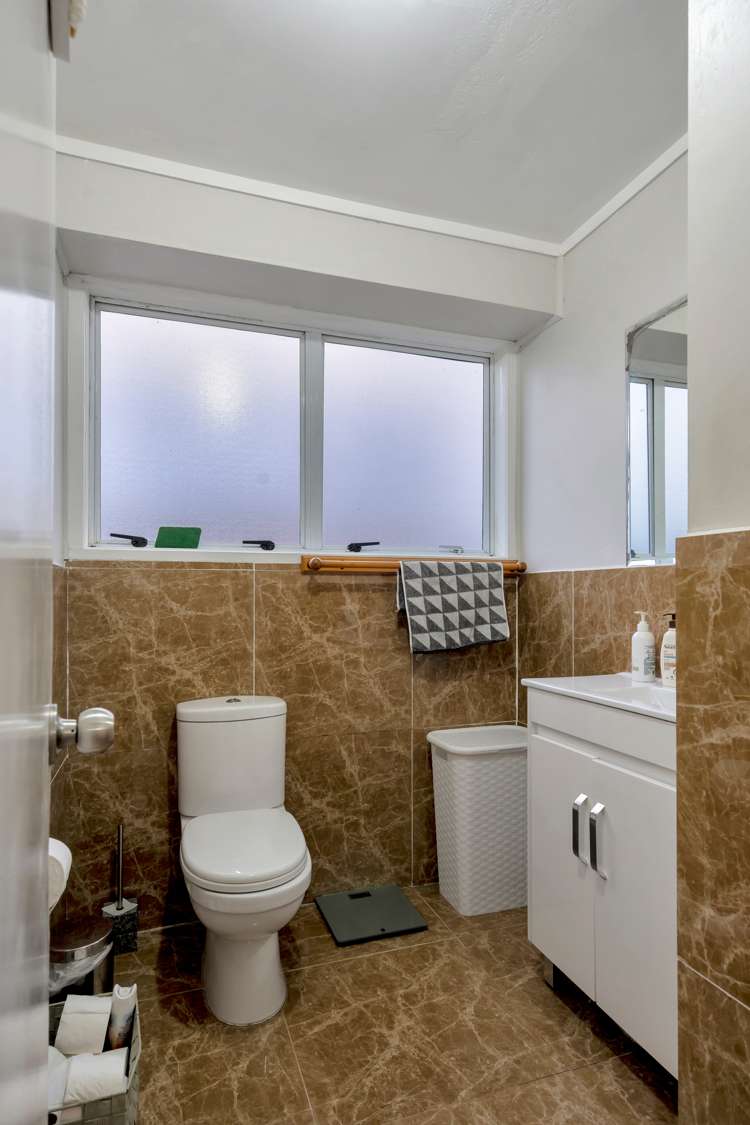 7 Belinda Avenue Flat Bush_8