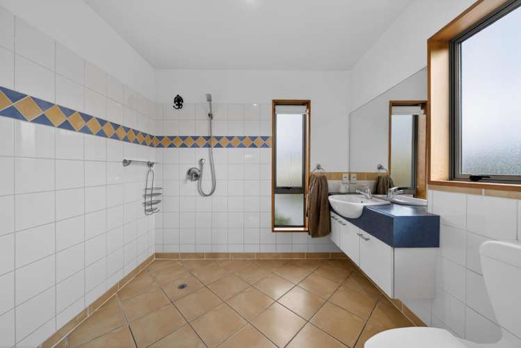 76 Fairway Drive Shirley_14