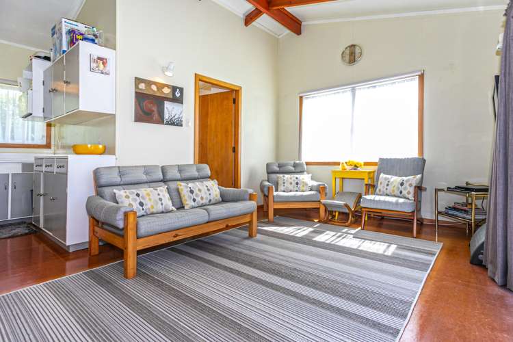 8 Dawn Avenue Hahei_13