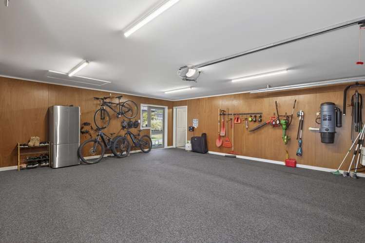 55 Shelter Grove Frankleigh Park_34