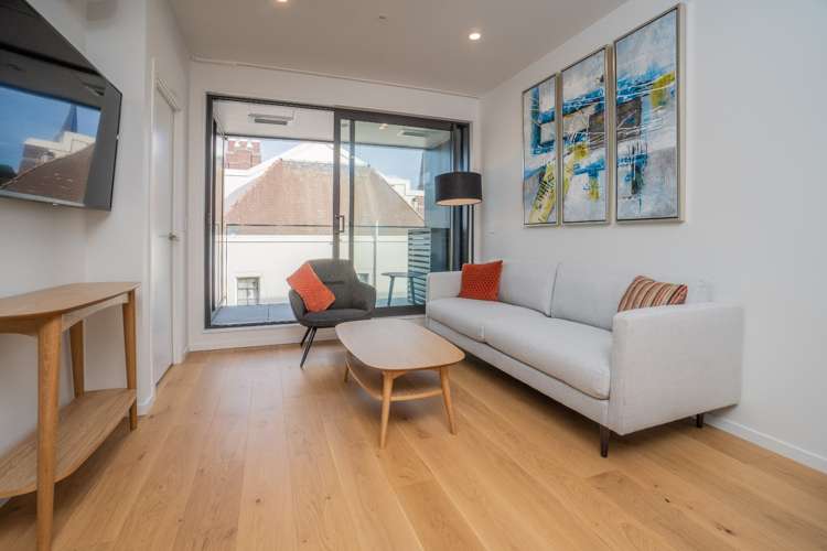 319/5-9 Madeira Lane 1672_2