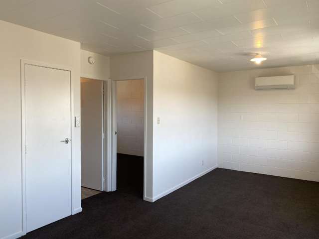 4/4 June Place 1074_2