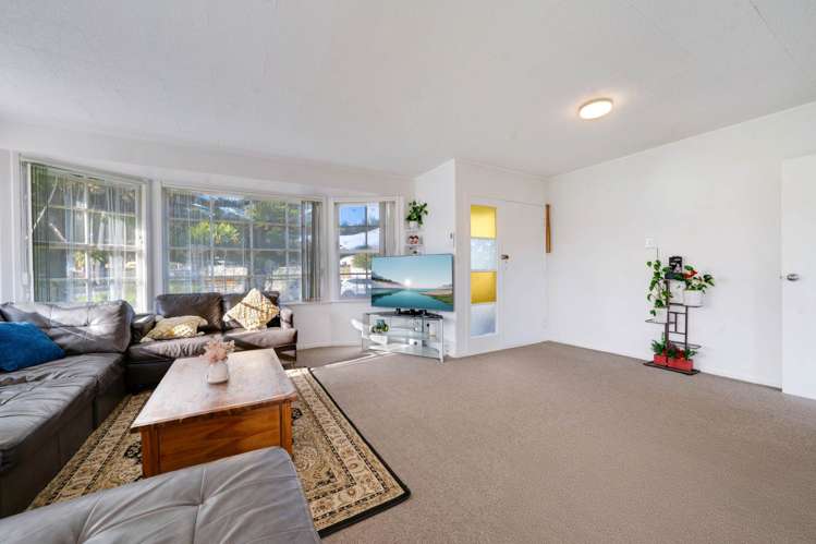 1 Crampton Place Manurewa_10