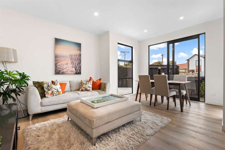 10A & 10D Serjeant Street Henderson_4