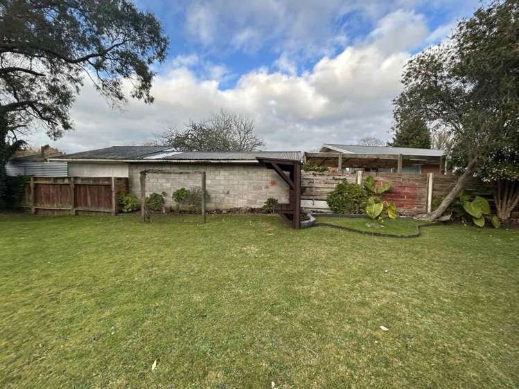 13 Alastair Avenue Owhata_10