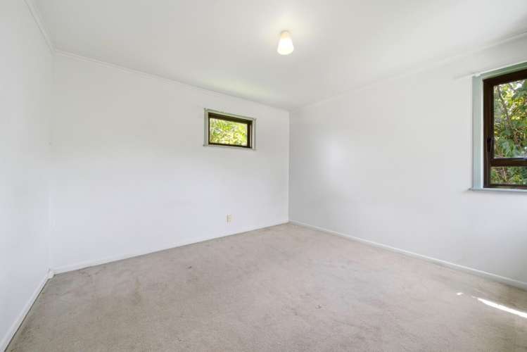 107 Sunrise Avenue Murrays Bay_10