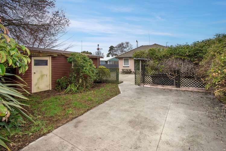 8 Carters Road Aranui_1