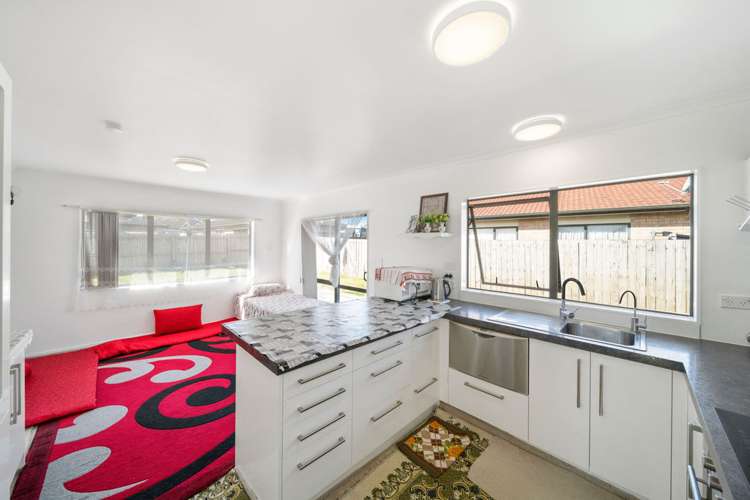 2/415 Roscommon Road Clendon Park_8