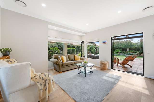 124 Golfland Drive Golflands_4