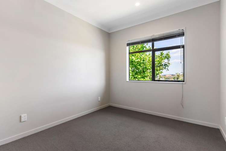 13 Concepts Way Flat Bush_6