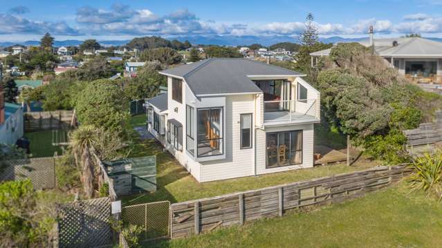 105 Rua Avenue Waitarere Beach_1