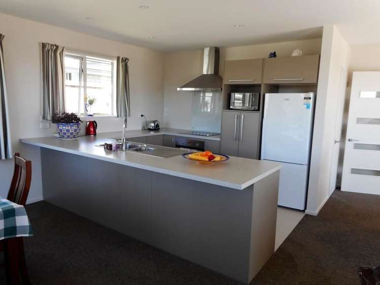 5a Ashley Drive Paroa_4