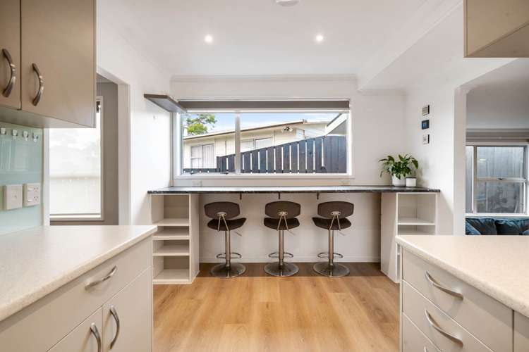 34 Reelick Avenue Pakuranga Heights_11