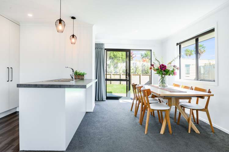 19 Maanihi Drive Rototuna North_12