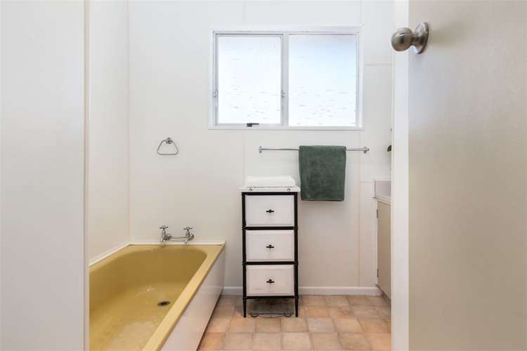 32 Rousehill Street Renwick_15