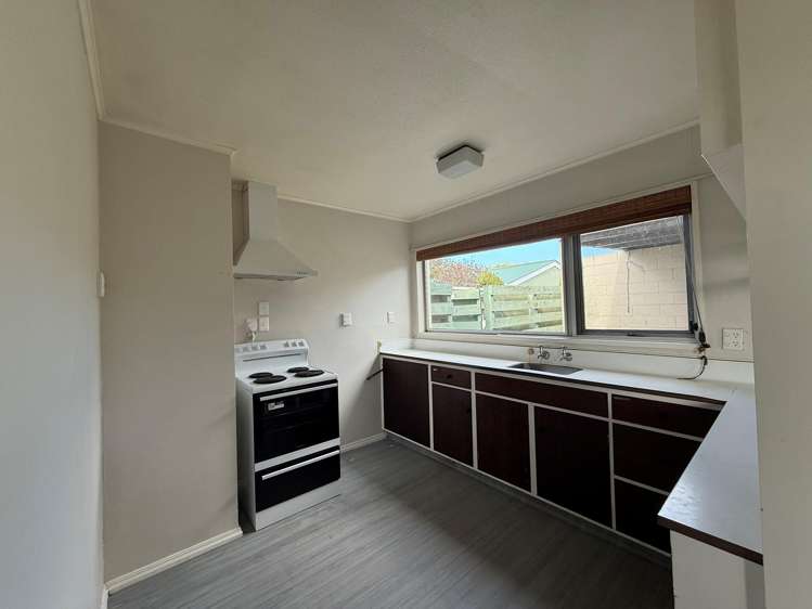 2/46 Delaware Crescent Russley_2