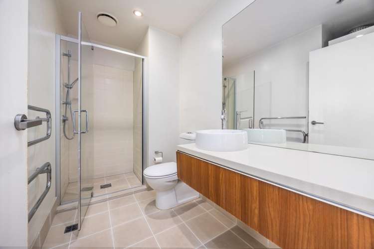 327/8 Dockside Lane Auckland Central_11