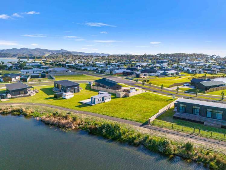 202 Harbour Drive_5