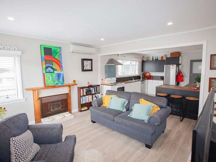 65 Strange Street Waitara_2