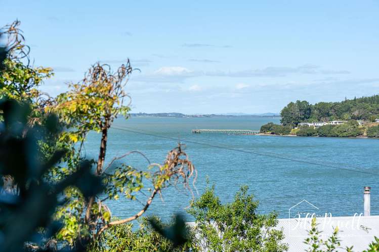 13 Moana Road Tinopai_27