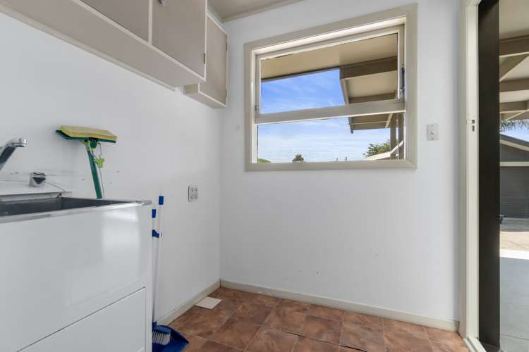 10 Glover Street Leamington_16