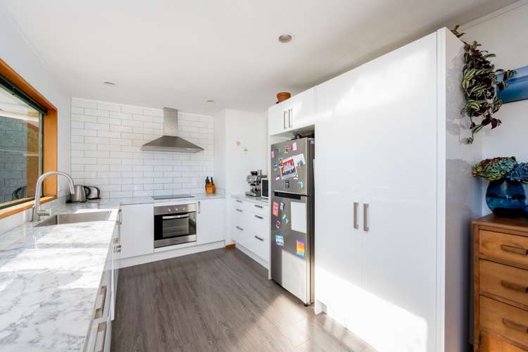 9 Mount Iron Drive Wanaka_12