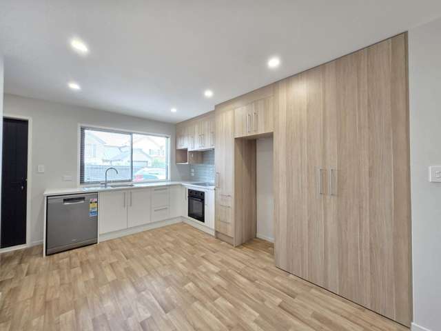 Modern Comfort Meets Perfect Privacy!