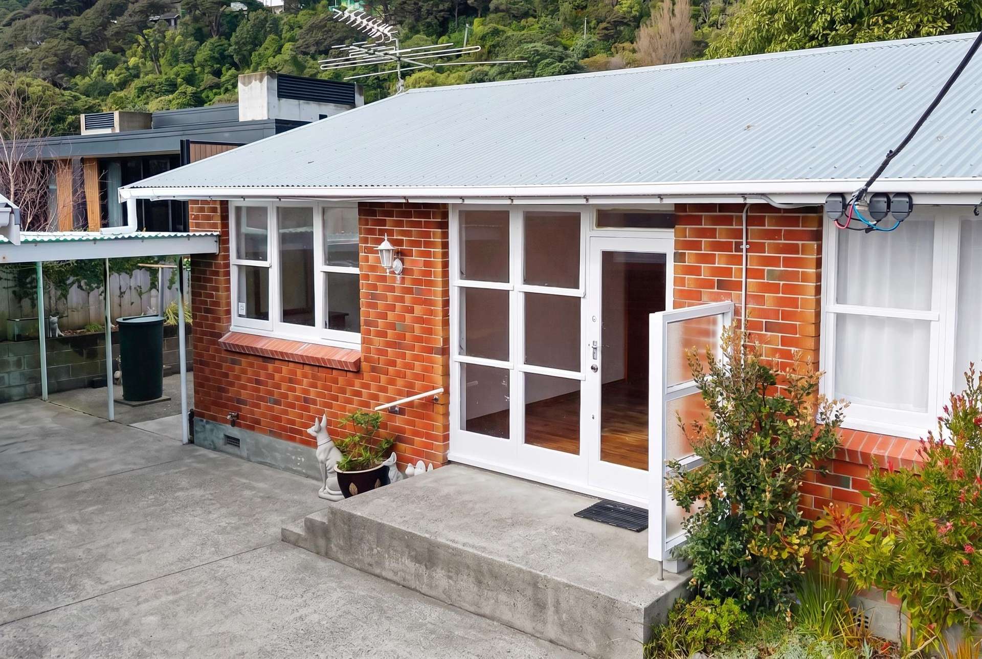 6/415 Muritai Road Eastbourne_0