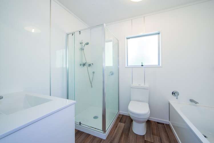 131g Rosier Road Glen Eden_17