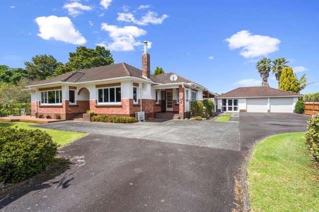 Land, privacy and potential in a great location