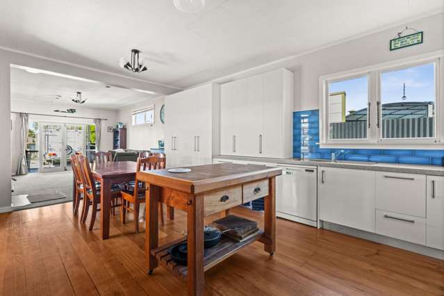108 Frimley Avenue Frimley_3