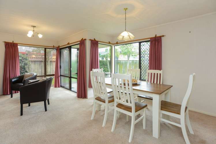 5b Fern Grove Taradale_6