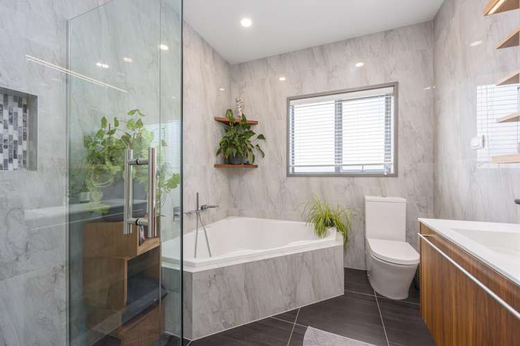 6 Discovery Drive Gulf Harbour_28