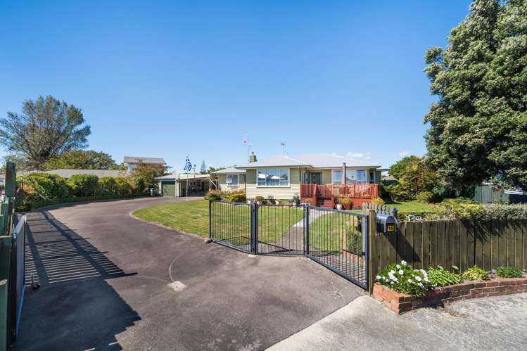 18 Belvedere Crescent Takaro_19