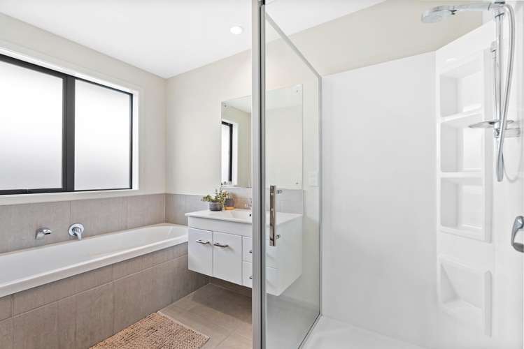 21 Waitemata Drive One Tree Point_18