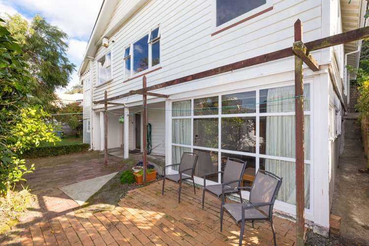 81 Grant Road Thorndon_18