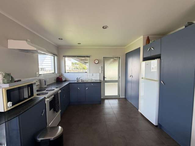 16 Kenneth Avenue Whitianga_1