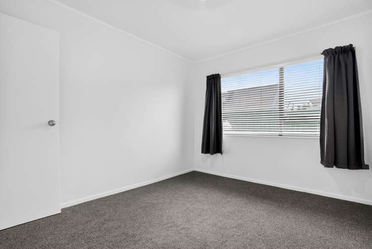 2/22 Great South Road Papakura_13