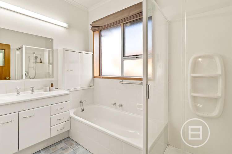 15 Tweed Street Kinmont Park_8