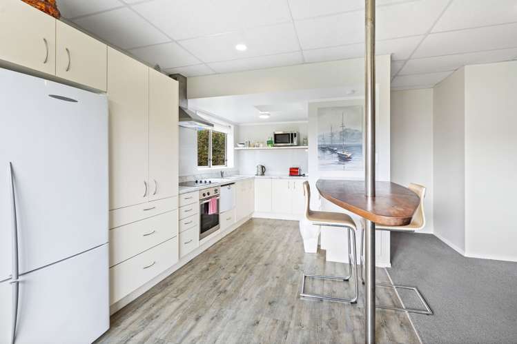 21 Pyle Road East One Tree Point_28