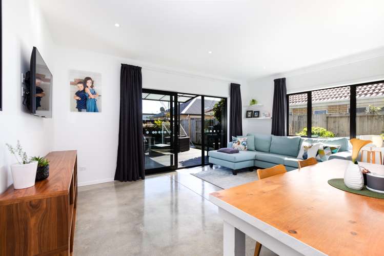 21 Teatree Close Huntington_8